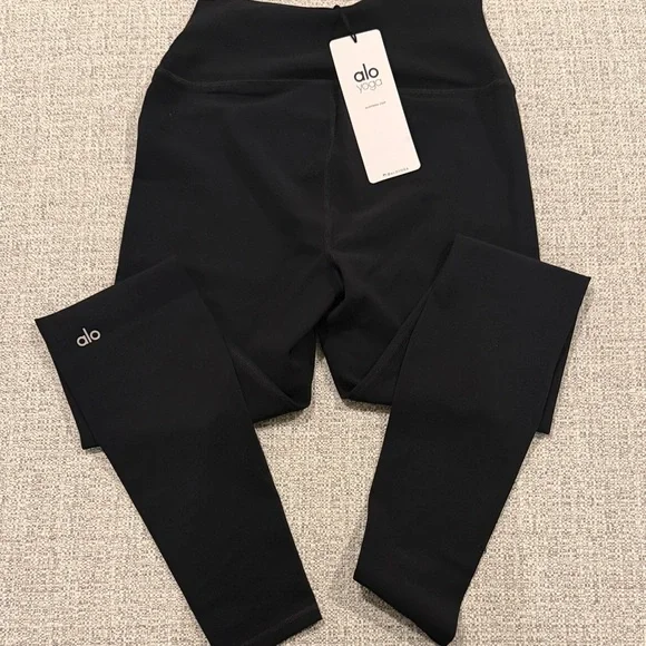 ALO Yoga Black High-Waist Distressed Leggings - Picture 5 of 5